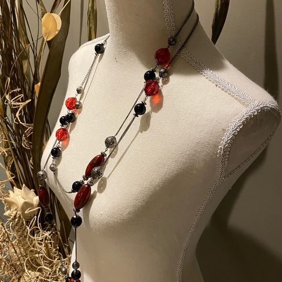 Set of Layering Necklaces - Picture 5 of 9